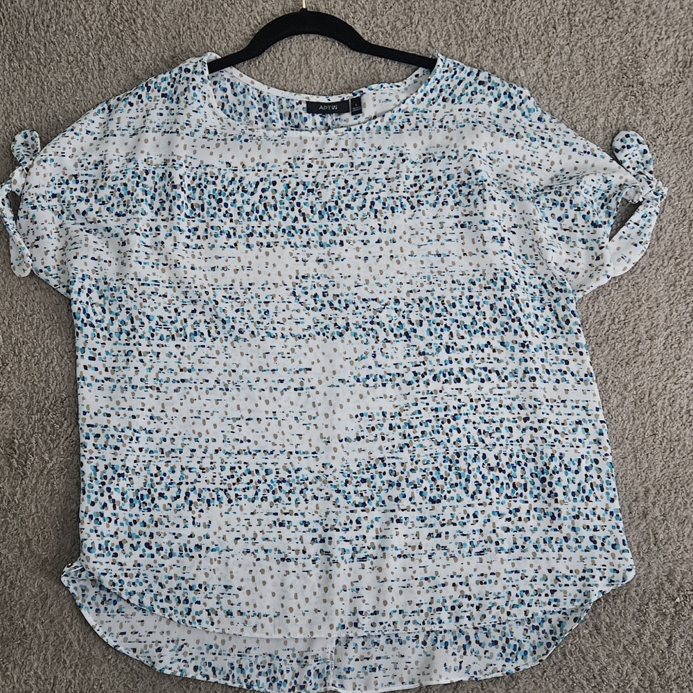 Apt. 9 Blue and White Boxy Short Sleeve Blouse